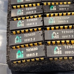 (20pcs) 13182 VINTAGE 70’S GOLD IC AMERICAN MICRO Main Frequency Divider $99