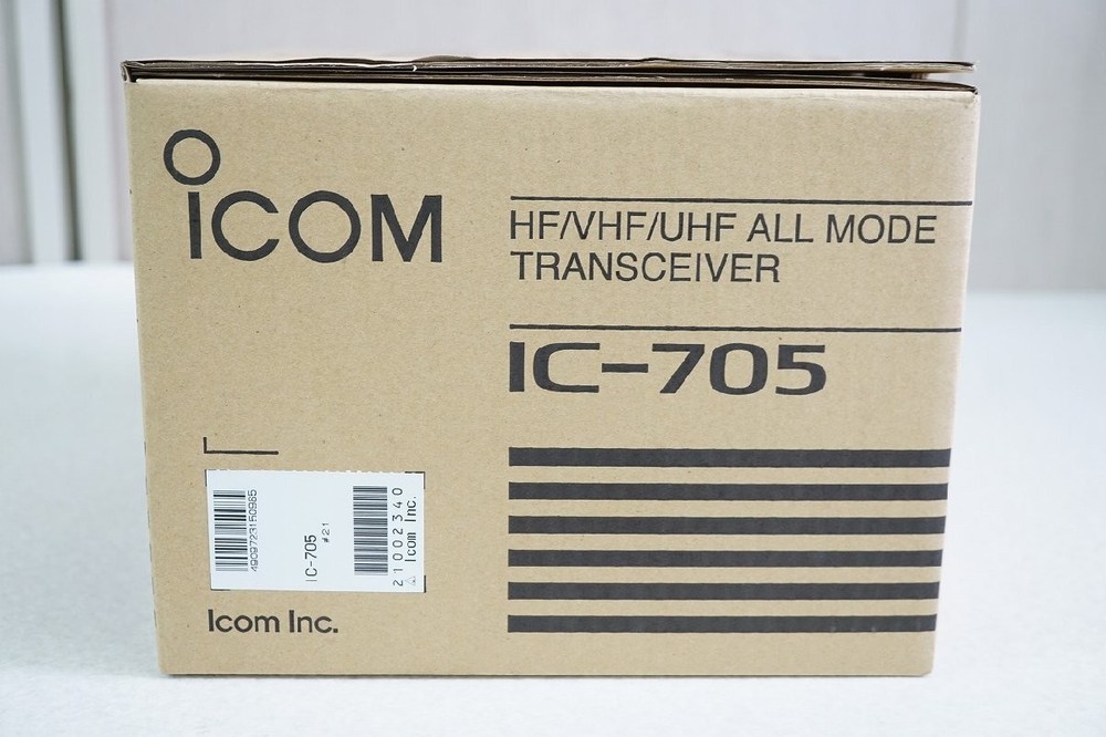ICOM 705 HF/50/144/430MHz 10W All Mode Portable IC Transceiver Ham Radio