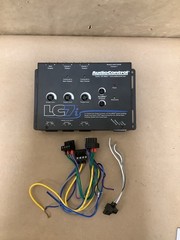 AUDIO CONTROL LC7I SIX CHANNEL OUTPUT CONVERTER WITH ACCUBASS IN BOX (G29021539)