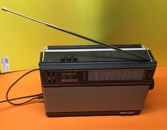Vintage Russian Radio VEF 221 Tento