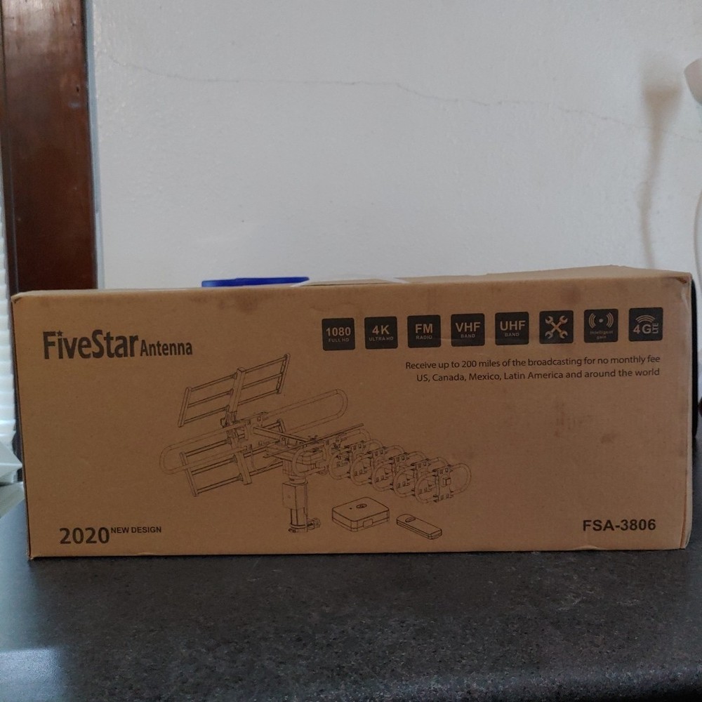 Five Star TV Antenna, 200 Mile Range, Remote Controlled (FSA-3806)