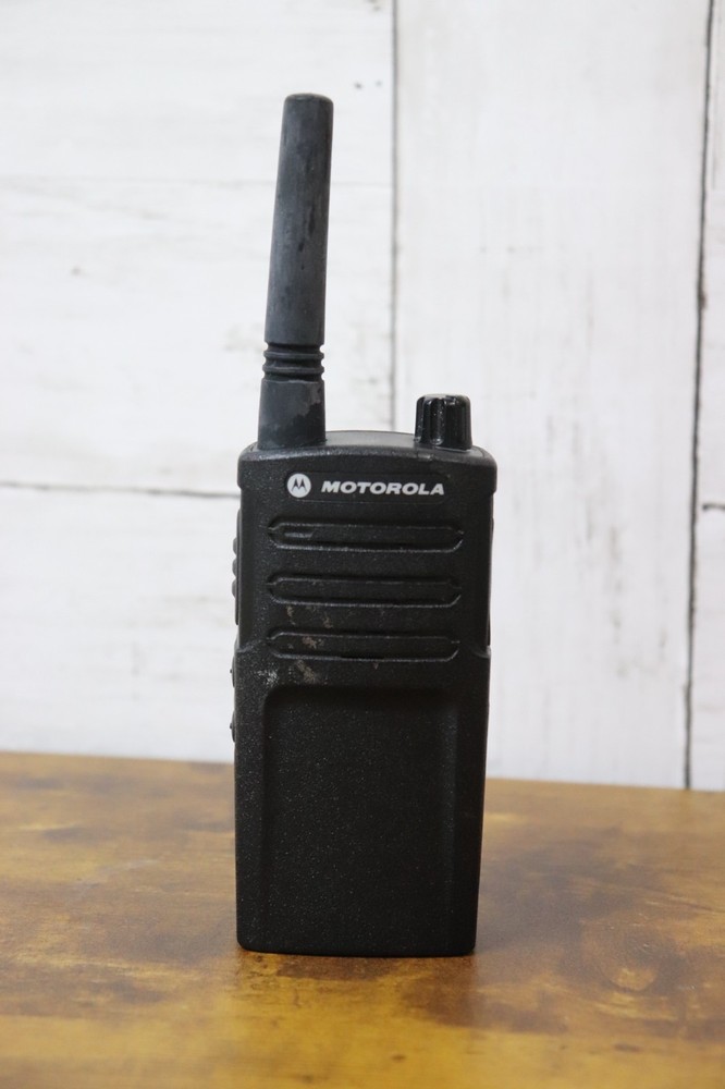 Motorola RMM2050 Waterproof Analog Two Way Radio 5 Channels