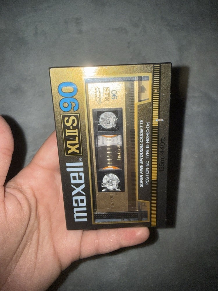 Maxell XLII Audio Cassette Tape Extra Fine Epitaxial 90 Minutes Sealed New