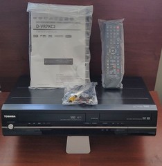Toshiba D-VR7 HDMI 1080p Upscale DVD Recorder Dubbing VHS Player