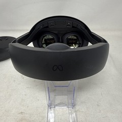 Meta Quest Pro 256GB Standalone All-in-One VR Headset DK94EC