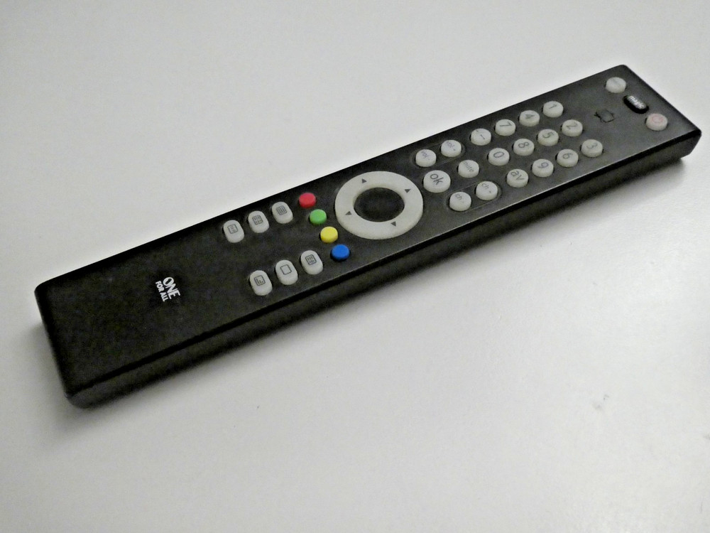 Original One for All URC 11-3910 R00 remote control, 2-year warranty