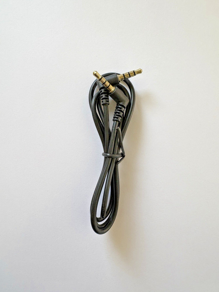 Audio Cable 3.5mm Male to Male AUX Headphone Jack 30in/2.5ft
