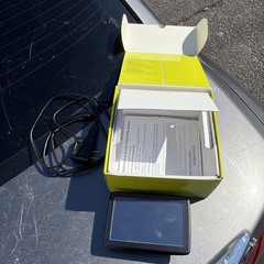 TomTom VIa 1530TM 5″ Touchscreen GPS Tested Works ( Used ) FREE SHIPPING