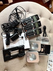 AT&T BL102-3 DECT 6.0 3-Handset Cordless Phone, Caller ID, Answer Machine