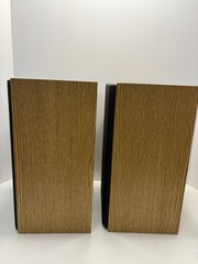 JBL J2050 Woodgrain Bookshelf Speakers Pair 2 Way Oak MADE IN USA Tested Works