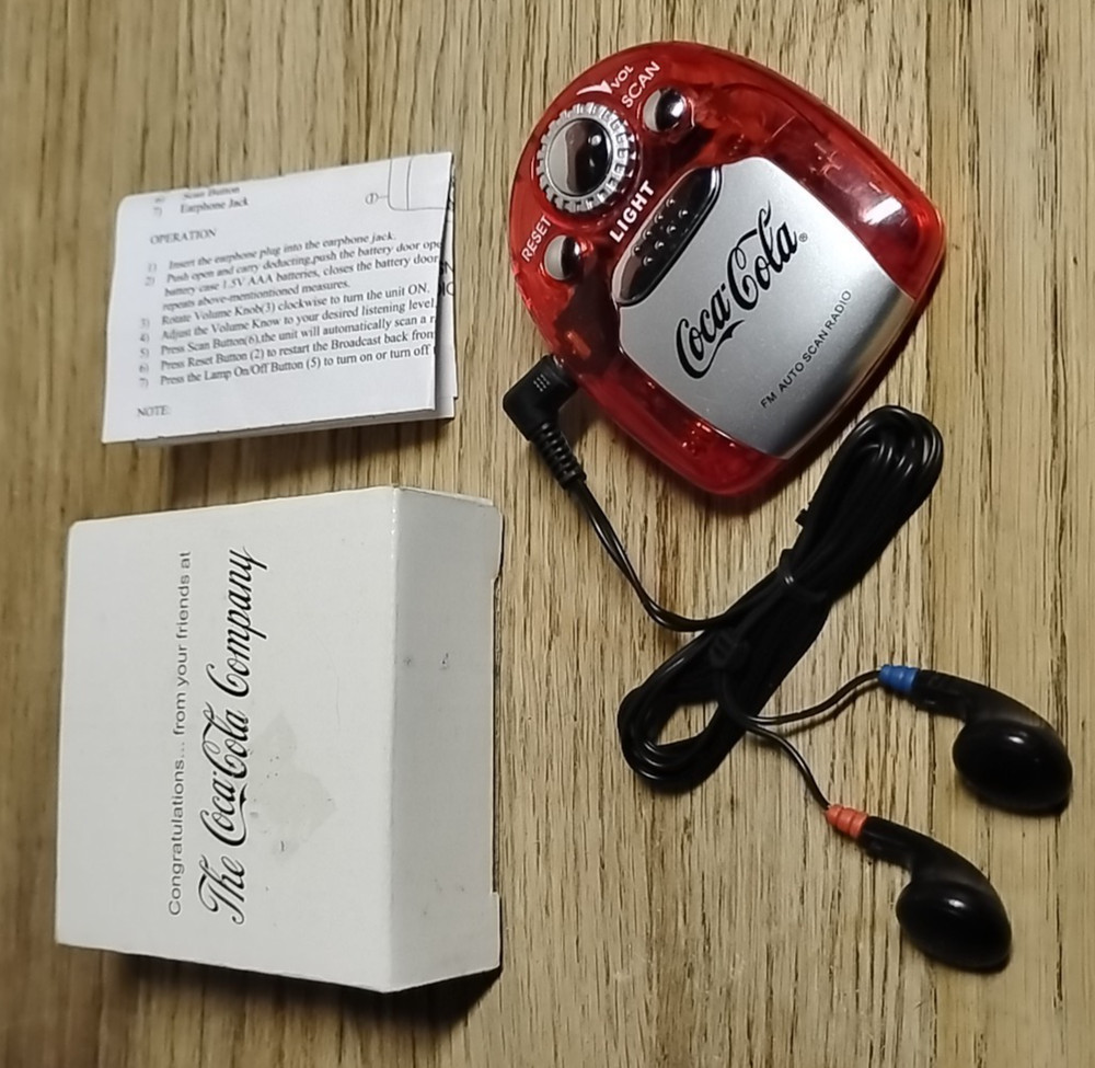 Vintage Promotional Coca Cola FM Auto Scan Radio Earphones Light Instruction Box