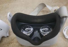 Meta Oculus Quest 2 (256GB) VR Headset w/ Controllers KW49CM USED READ