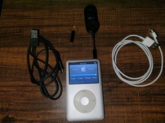 Ipod Classic 7th Gen 160 Gb Great Silver Great Condition With Aux To Bluetooth