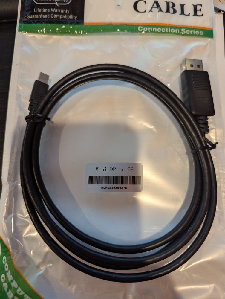 5ft Mini DisplayPort Male to DisplayPort Male 10H1-62106BK