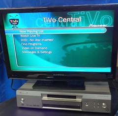 Pioneer DVD Recorder Model DVR-810H-S. TIVO HDD DVD 80hrs w/remote. Tested-works