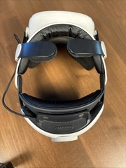 Meta Quest 2 VR Headset 128GB Controllers With Accessory Display Has Small Mark