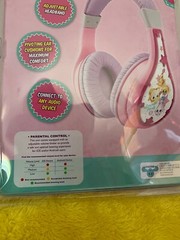 Shopkins Headphones ADJUSTABLE HEADBAND Volume Limiting Technology KID SAFE