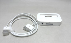 2003 Apple Dock for iPod 3rd/4th Generation White With Original Cable Untested