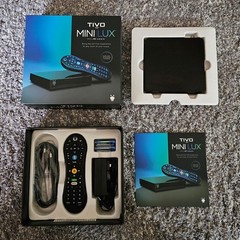 TiVo MINI LUX ~ Lifetime Service Included ~ TCDA95000 ~ BACKLIT / GLOW Remote