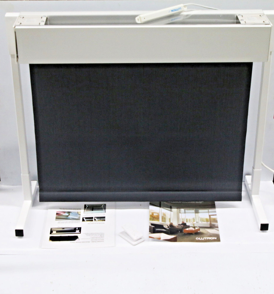 LUTRON Sivoia Roller Shade w/ OSPS , QSYC. Remote And Stand (Demo Unit) #2914