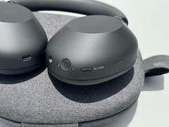Sony WH-1000XM6 Wireless Noise Canceling Headphones with case – Black #OB
