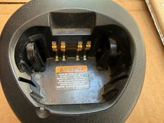 Motorola NTN8831A Radio Battery Charger / Base – Power Cord NOT Included