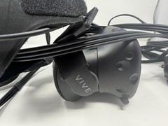 HTC Vive Virtual Reality VR Headset Replacement w/cables + Original Box