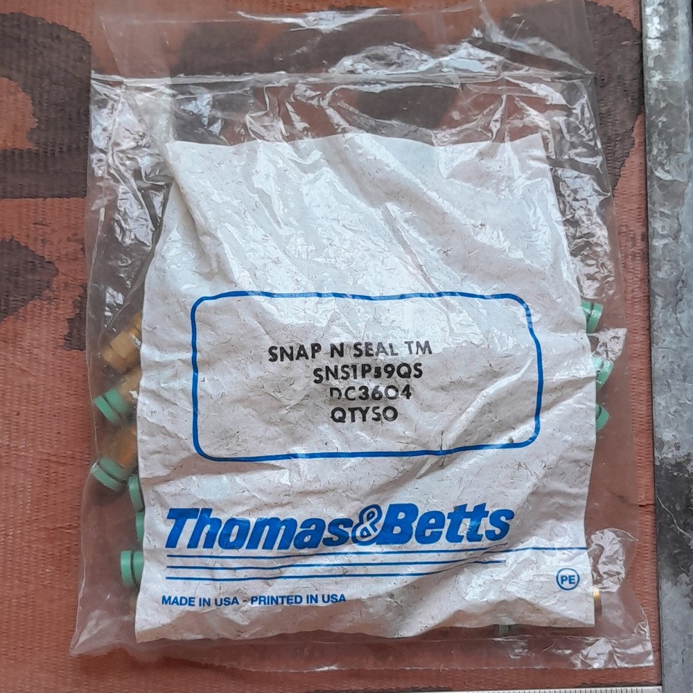 Lot of 50 Thomas & Betts Snap-N-Seal Coaxial F M Compression Connectors NOS