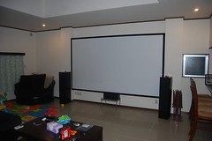 HD Projector / Projection Screen Paint Solution – 1 Quart 4K Full HD 1080p 3D