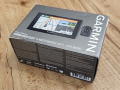 Garmin DriveSmart 51 North America LMT-S 5″ GPS Navigator Bundle New Open Box