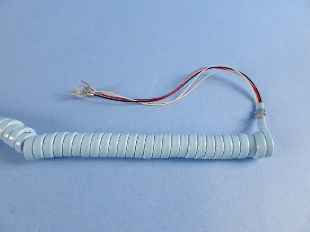 WESTERN ELECTRIC BLUE TELEPHONE HANDSET HARDWIRED COIL CORD 32″