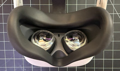 Excellent Working 128GB Meta Oculus Quest with OEM Meta ELITE Battery Strap