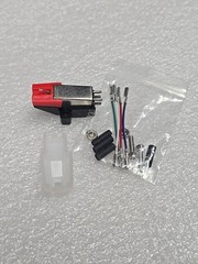MG-09D SANYO JAPAN Cartridge with Diamond Stylus+ BONUS WIRES AND SCREWS.