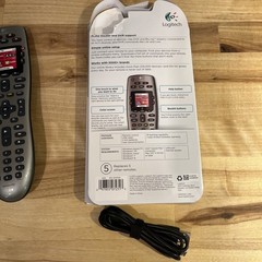 Logitech 915-000159 Harmony 650 Universal Color Screen Remote – Silver
