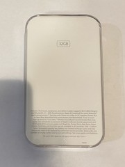 New Apple iPod Touch 4th Generation Black (32 GB) Sealed In Box
