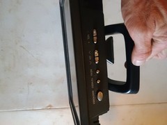 Sharp Aquos LC-13S1U-B 13″ LCD TV Monitor For Parts Repair Untested