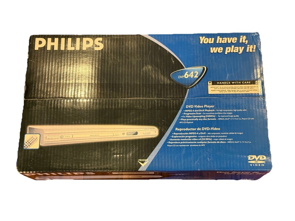 Philips DVD Player Progressive Scan / MPEG4 DivX Plays Music CD JPEG / MP3 / DVD
