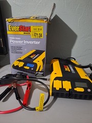 EverStart MAXX 1000 Watt Power Inverter – Dual 120V AC Outlets Open Box