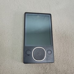 Microsoft Zune 80GB Black MP3 Media Player Model 1126 For Parts Repair READ a