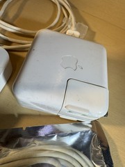 Apple iPod 3rd Generation A1040 – 30 GB – Working w/ full set of extras!