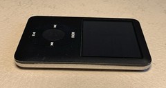 Apple iPod A1236 Nano 3rd generation MP3 Player 8GB Black Works