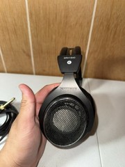 Shure SRH1840 Headband Headphones -Pre-Owned
