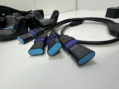 VR Full Body Tracking 5 x Vive 2.0 Trackers, New Straps, USB Splitter, Dongles