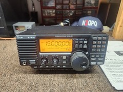 Icom IC-R75 – SW Receiver with UT-106 D.S.P. & MB-23 Handle Options ! NICE !