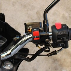2pcs 22mm Handlebar Mounting ON-OFF Switch, Universal Motorcycle Red-Latching