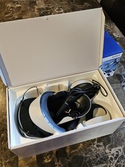 PS5 VR2 Bundle With Sense Controllers Charging Stand No Game Included Works Good