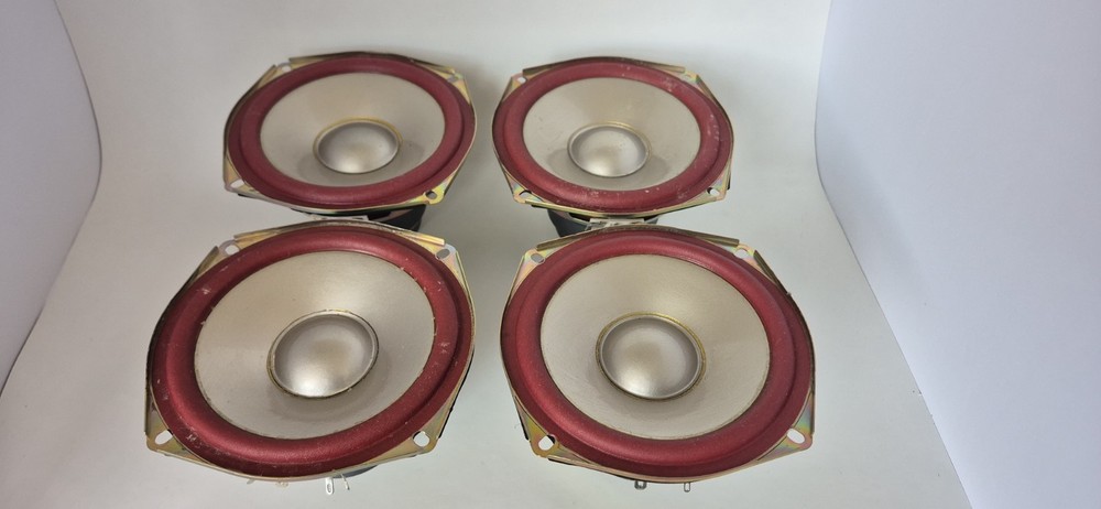 JVC OEM 5-3/8″ 3-Way Speakers Top 8Ω Bottom 7Ω– Set of 4