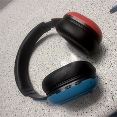 KOFIRE GAMING Bluetooth Over-Ear Headphones Adjustable Headband Black/Blue/Red