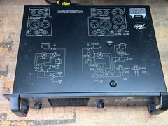 Peavy Cs 400 x 300w x 2 Professional stereo power amplifier Very nice