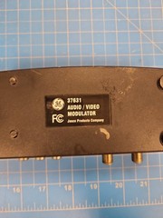 GE 37631 Audio Video RF Modulator RCA Composite to Coaxial Coax Converter NTSC